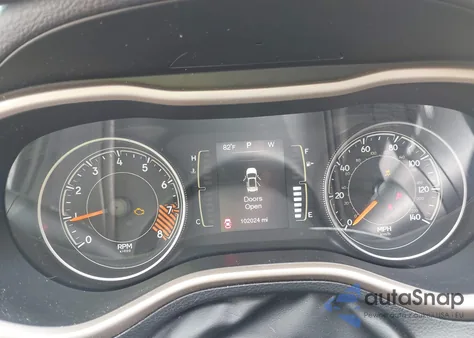 2015 Jeep Cherokee Latitude из США, поврежденный, VIN 1C4PJMCS7FW523070